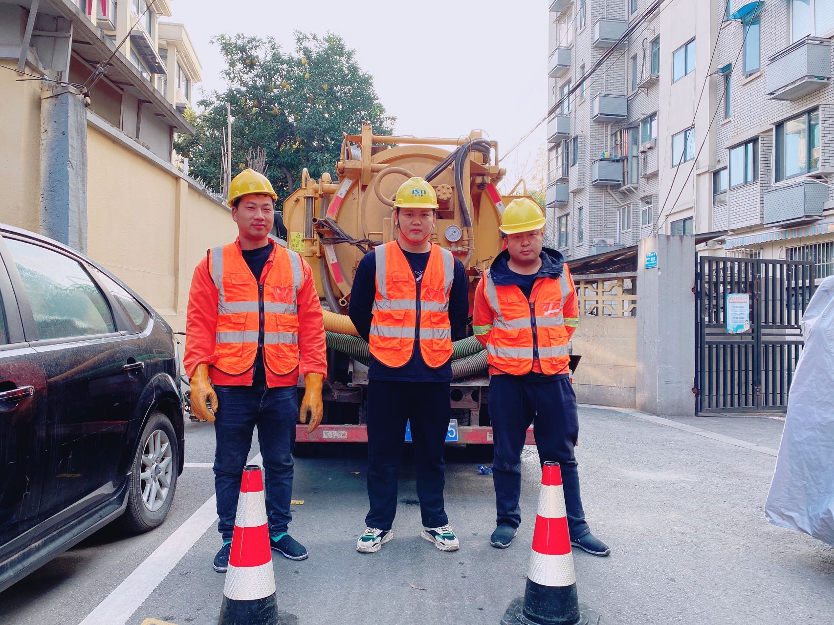 青马村南京某小区管道清淤检测施工